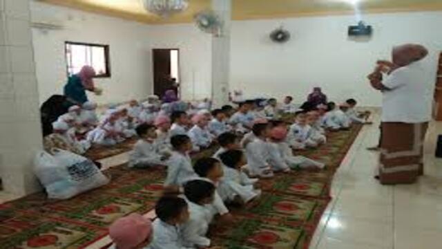 Edukasi Agama sebagai Pondasi