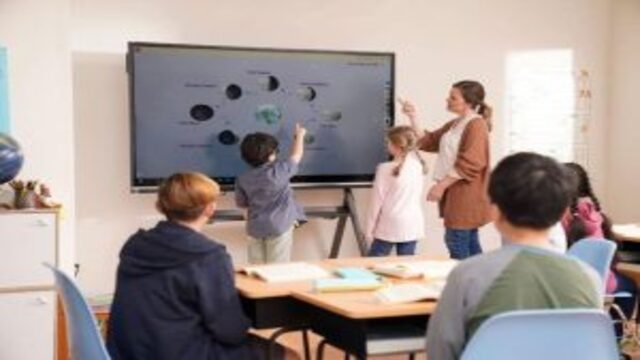 Pentingnya Edukasi Literasi